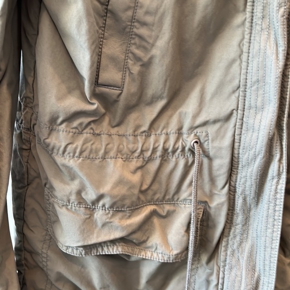 Great 3 in 1 cotton khaki jacket with removable liner vest and removable hood. - Picture 2 of 6